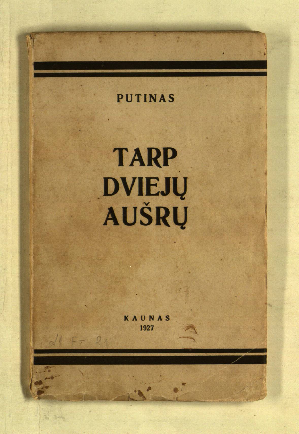 Tarp dviejų aušrų